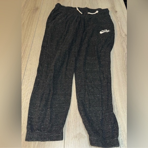 Nike Dri-FIT grey gray white jogger sweatpants - Picture 2 of 4